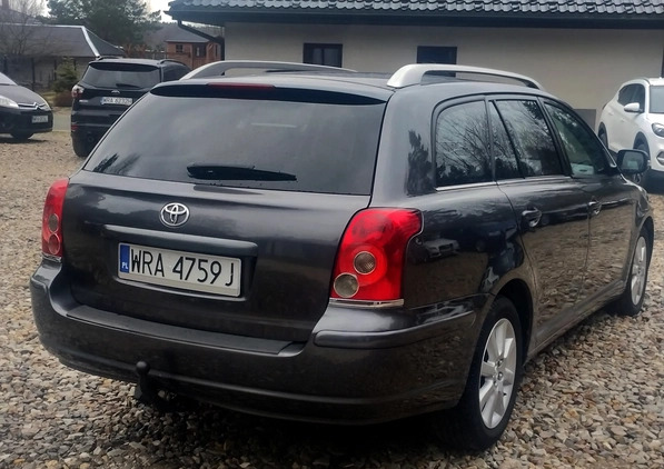 Toyota Avensis cena 16900 przebieg: 240000, rok produkcji 2008 z Radom małe 172